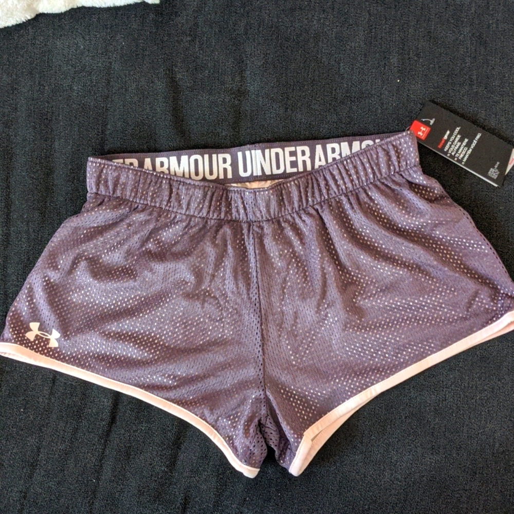 NEW Under Armour Short Inseam HeatGear Shorts - with tags - Picture 1 of 6